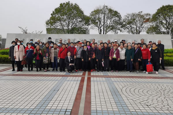 相約在浪漫春色里，蜂奧等您來！